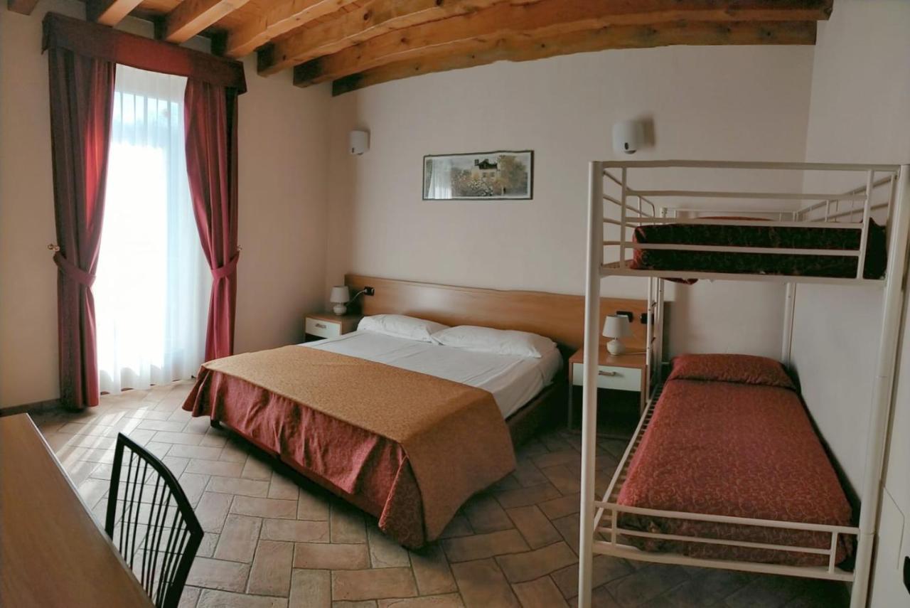 Hotel Agli Ulivi Valeggio sul Mincio Zewnętrze zdjęcie