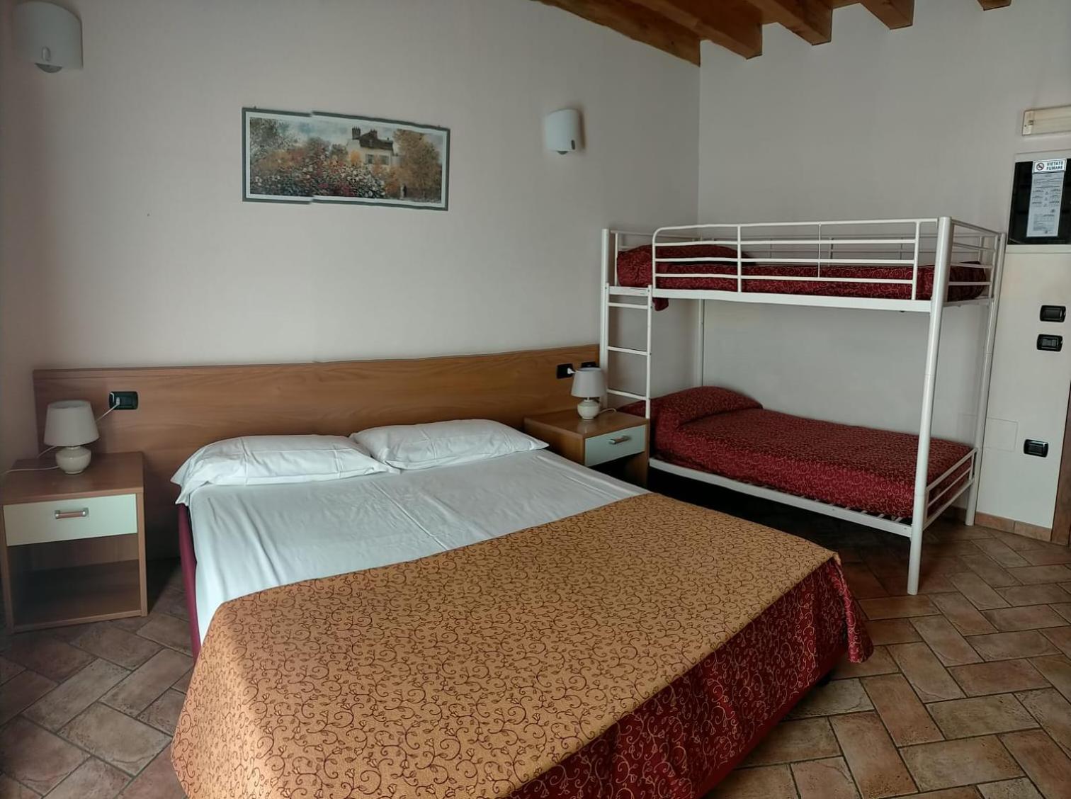 Hotel Agli Ulivi Valeggio sul Mincio Zewnętrze zdjęcie
