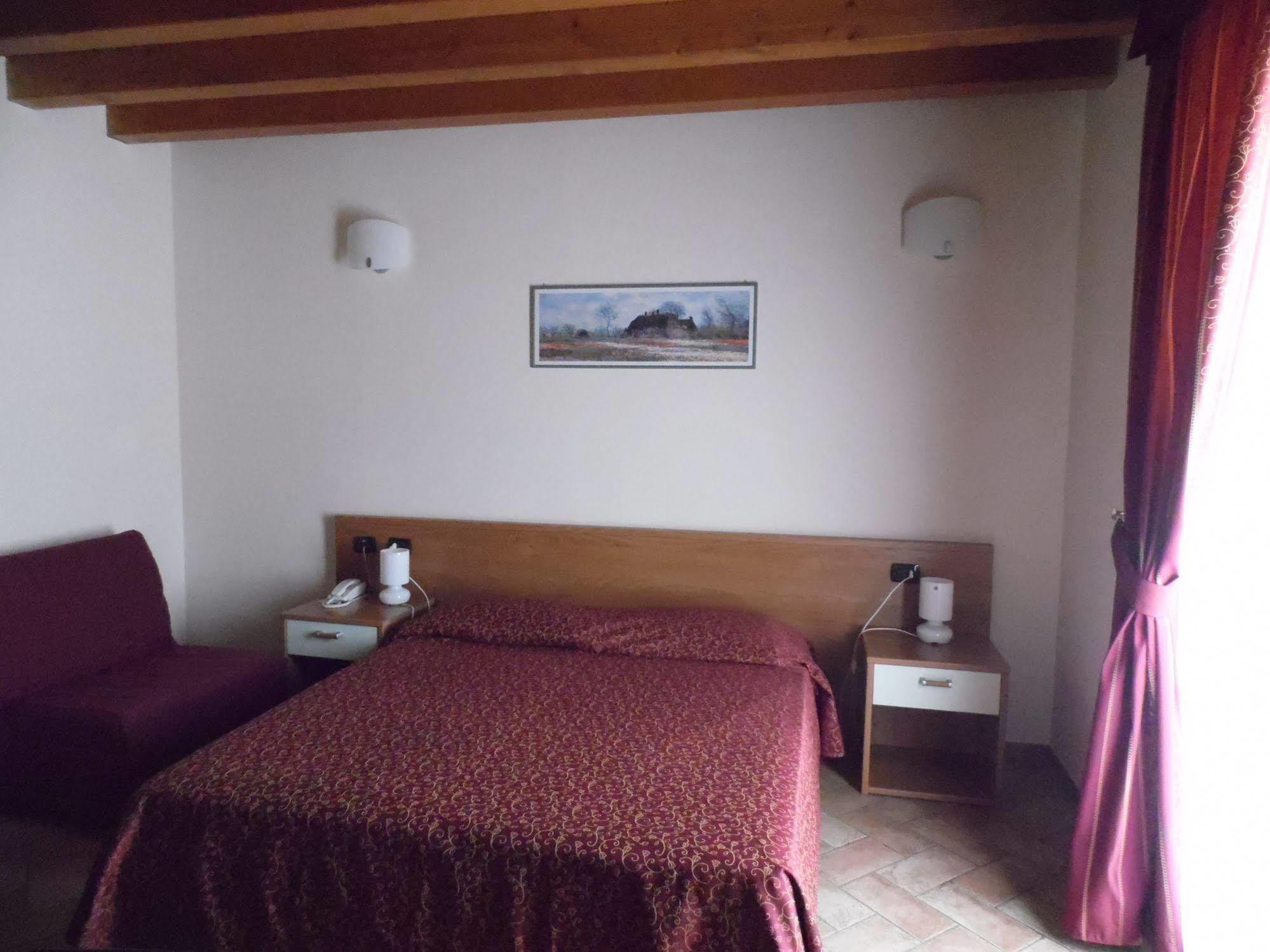 Hotel Agli Ulivi Valeggio sul Mincio Zewnętrze zdjęcie