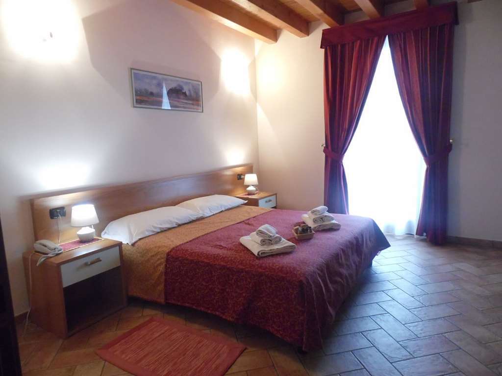 Hotel Agli Ulivi Valeggio sul Mincio Pokój zdjęcie