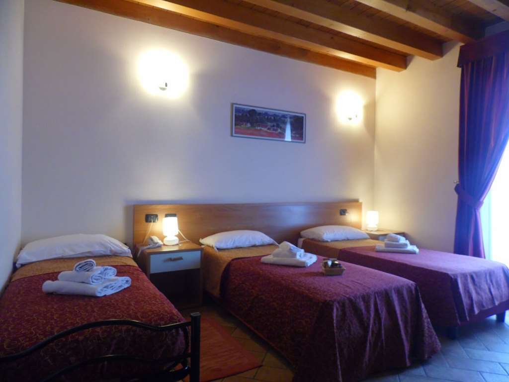 Hotel Agli Ulivi Valeggio sul Mincio Pokój zdjęcie